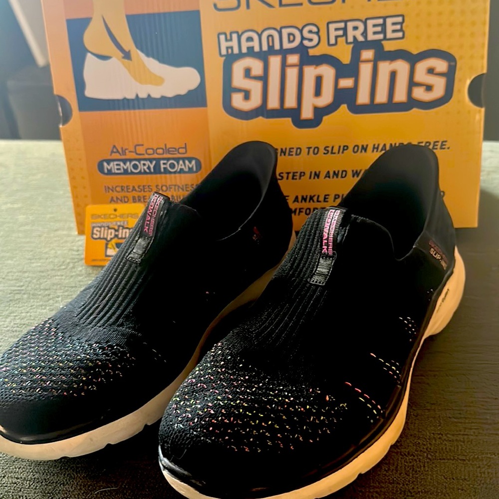 Skechers ladies slip-ins. Black/multi colored threads in shoe. Valentina.